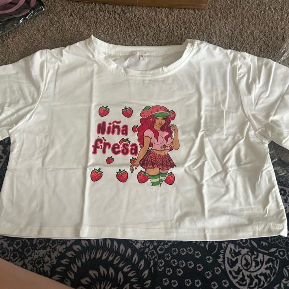 Strawberry shortcakey2K crop top
